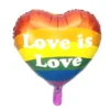 Folieballon Love is Love Regnbuefarvet