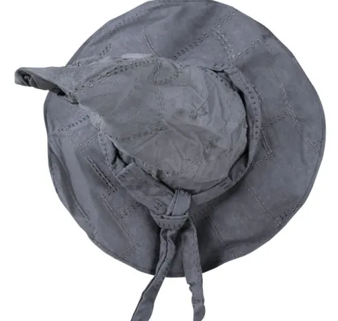 Troldmandshat i grå
